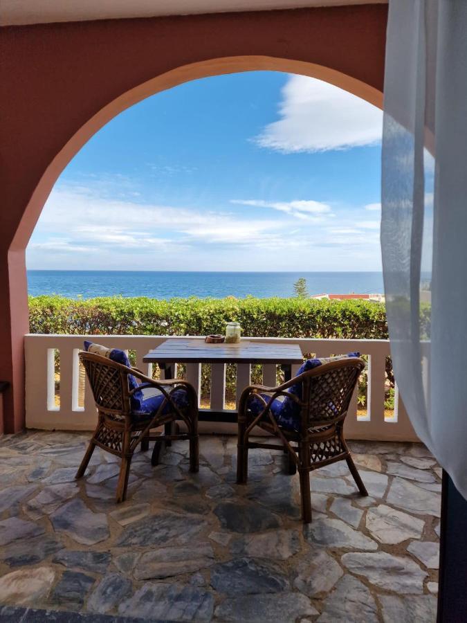 Villa Georgia Apartments & Suites Kalamaki  Ruang foto