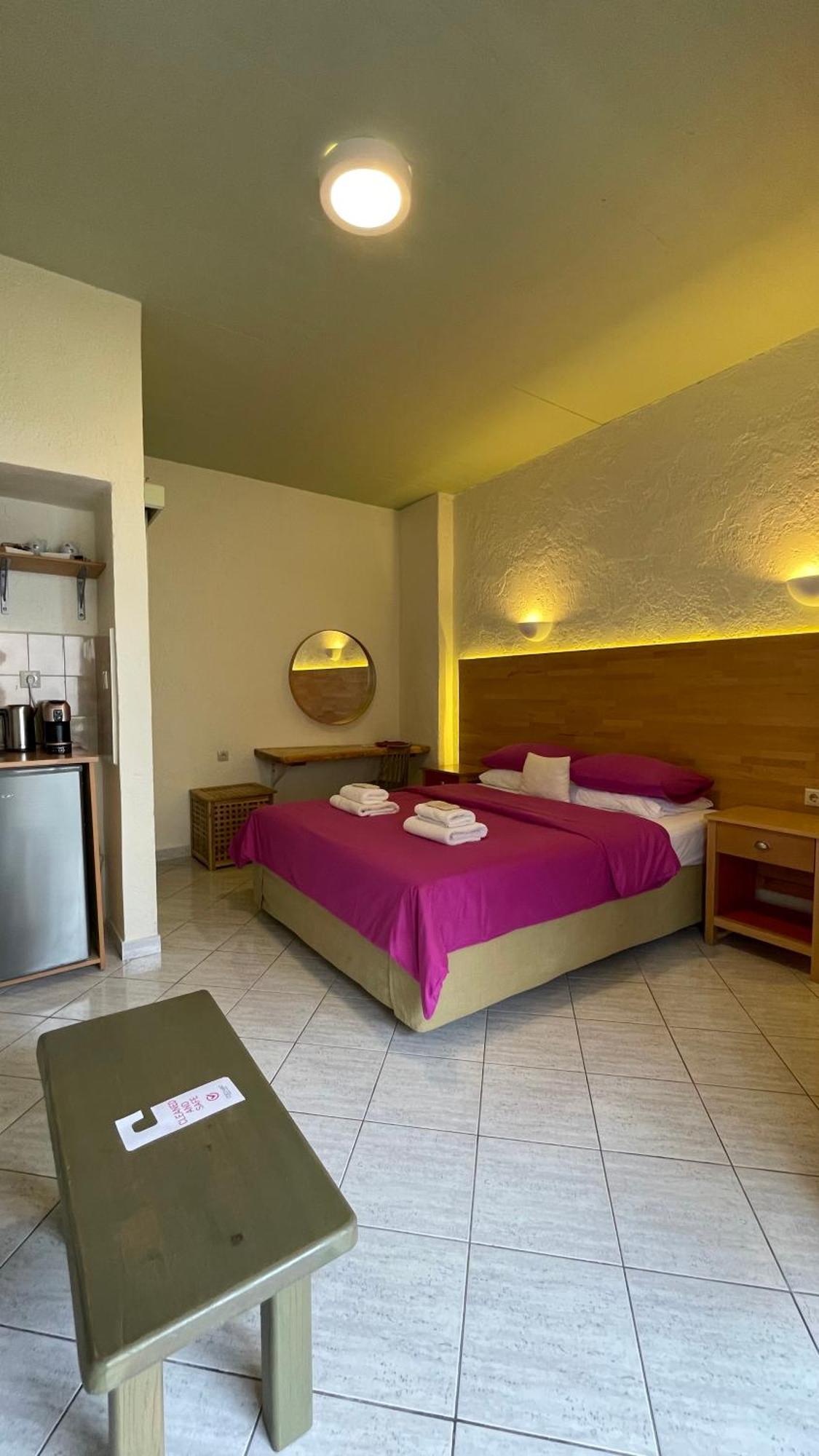 Villa Georgia Apartments & Suites Kalamaki  Ruang foto