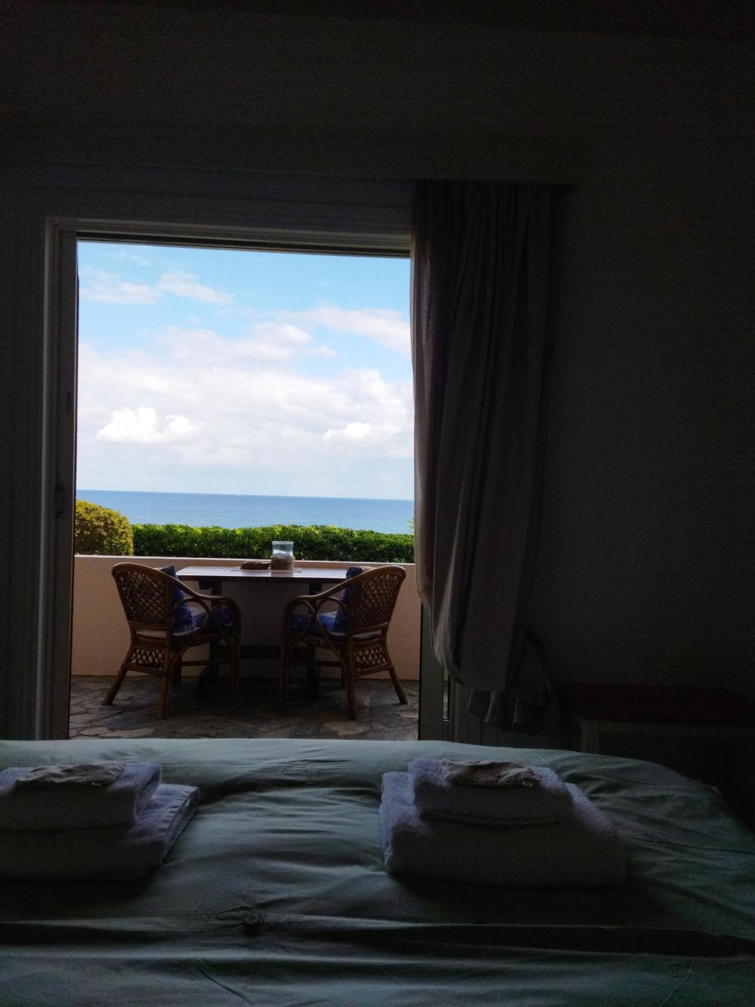 Villa Georgia Apartments & Suites Kalamaki  Bagian luar foto