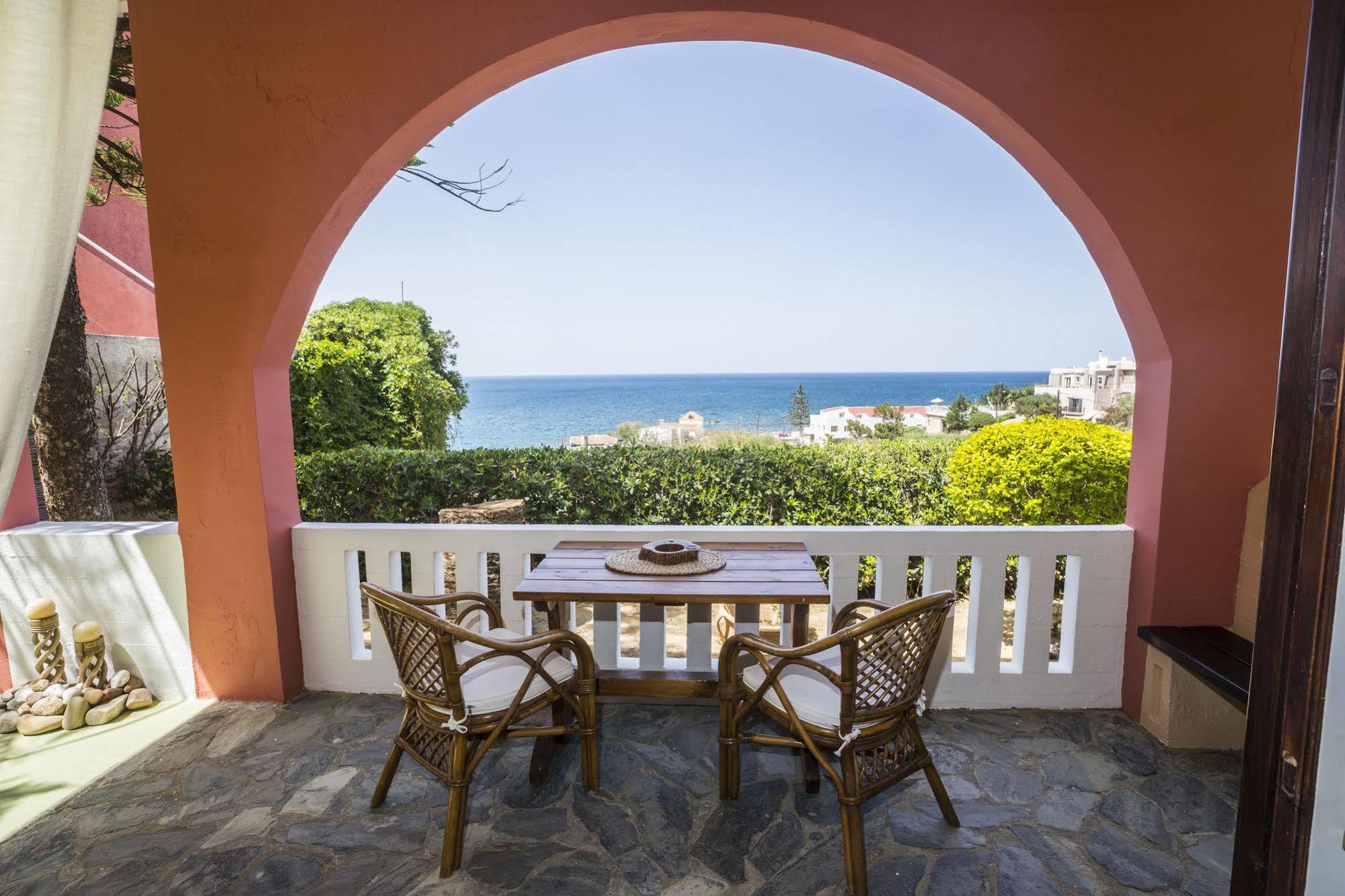 Villa Georgia Apartments & Suites Kalamaki  Bagian luar foto